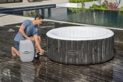 Intratuin Bestway Whirlpool aufblasbar Lay-Z-Spa Bahama rund braun D 180 H 66 cm| Pools & Planschbecken