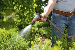 Intratuin Gardena Classic Reinigungsspritze mit Frostschutztechnologie| Gießen & Bewässerung|Gartenspritzen & Gartenbrausen