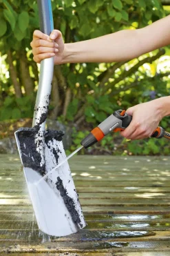 Intratuin Gardena Classic Reinigungsspritze mit Frostschutztechnologie| Gießen & Bewässerung|Gartenspritzen & Gartenbrausen